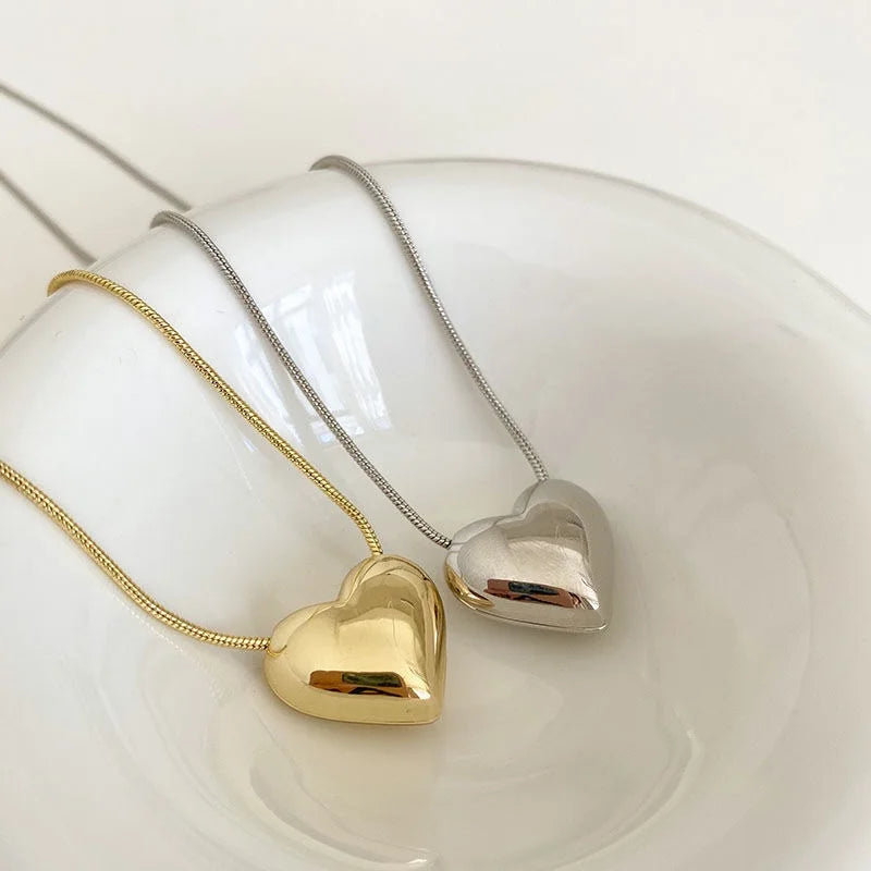 Collar con Colgante de Corazón